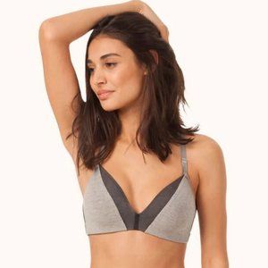Lively Bra - The All-Day Deep V No-Wire - Gray & Black - 36B